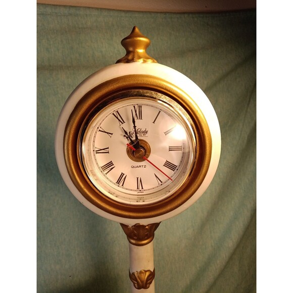 Melody in Motion Wall Street Willie Sleeping On Park Bench Clock Works music box - Picture 3 of 8